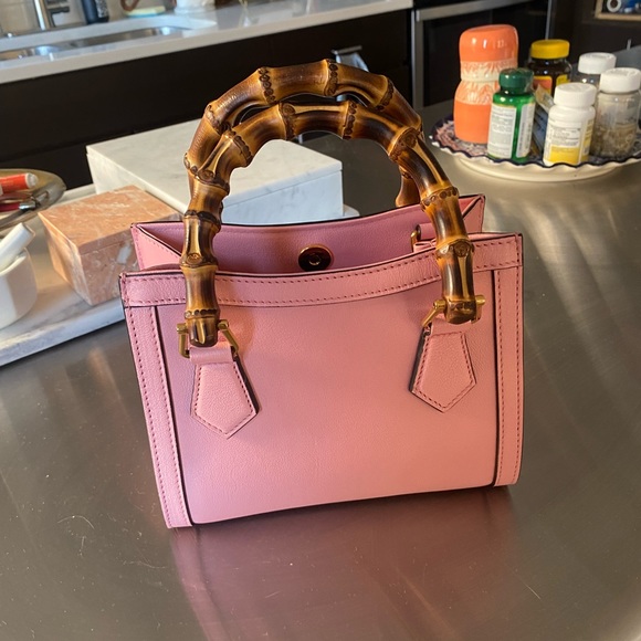 NEW GUCCI DIANA BAMBOO TOTE WITH REMOVABLE STRAPS PINK RETAIL $2750 - Picture 5 of 6